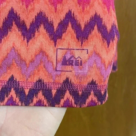 REI Baselayer Chevron Striped Crew Top - Picture 3 of 5